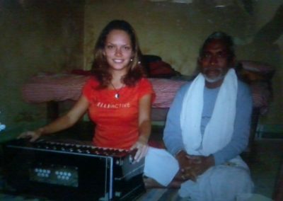 Bansi Baba - Indian harmonium teacher